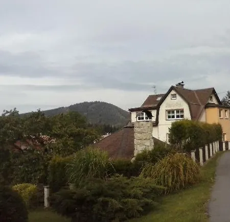 Vila Sara *